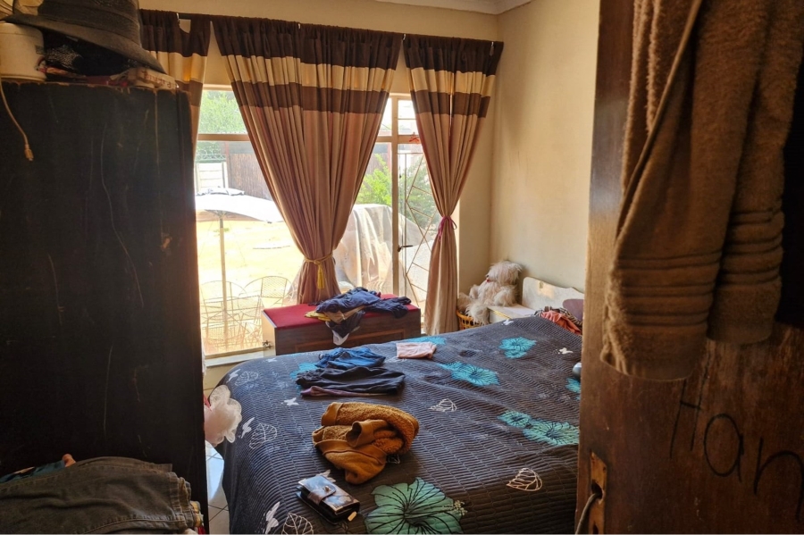 4 Bedroom Property for Sale in Roosheuwel North West